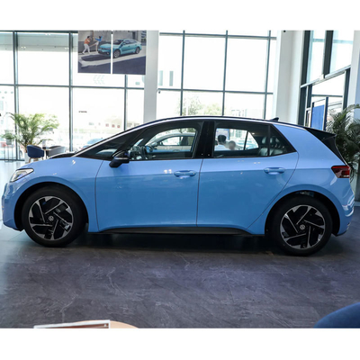 2023 Volkswagen ID3 Электрический маленький автомобиль с дальностью 450 км и весом 1760 кг