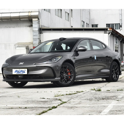 Чистый электрический спортивный автомобиль 618 км Max Zhiji L6 2024 EV Автомобили IM L6 4WD Быстрая зарядка 0.425h