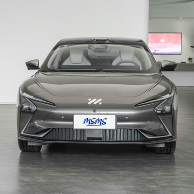 Энергетические транспортные средства Zhiji IM L7 Ev Автомобиль для взрослых Чистый электрический Максимальная скорость 200 км/ч